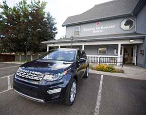 land-rover-wolf-pack-donut-doughnut-doughboys